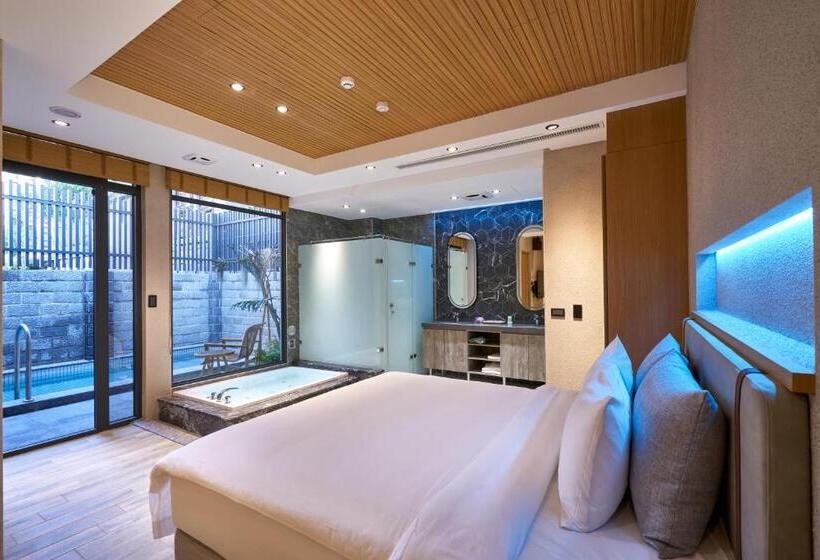 مُتل 和陽行館 Villa Bon Moment