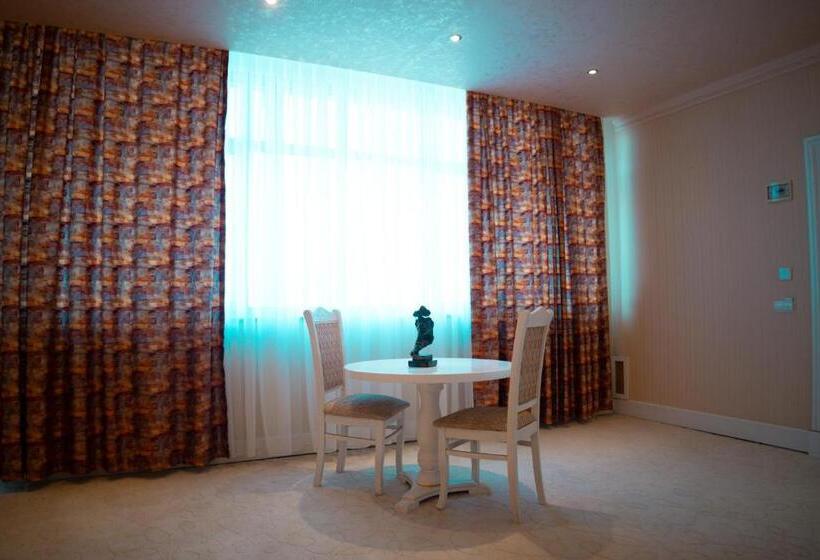 Olympic Hotel And Resort