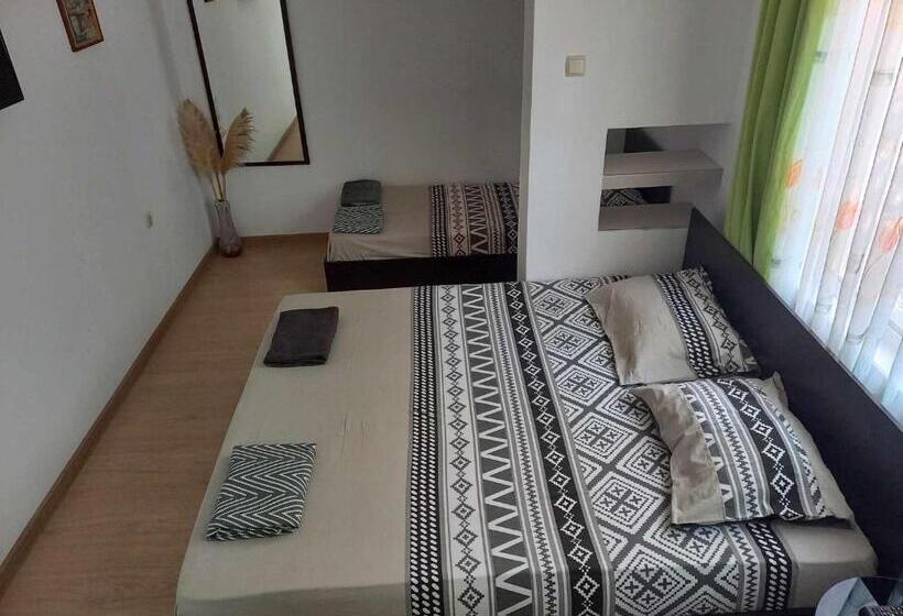 פנסיון стаи за гости калина