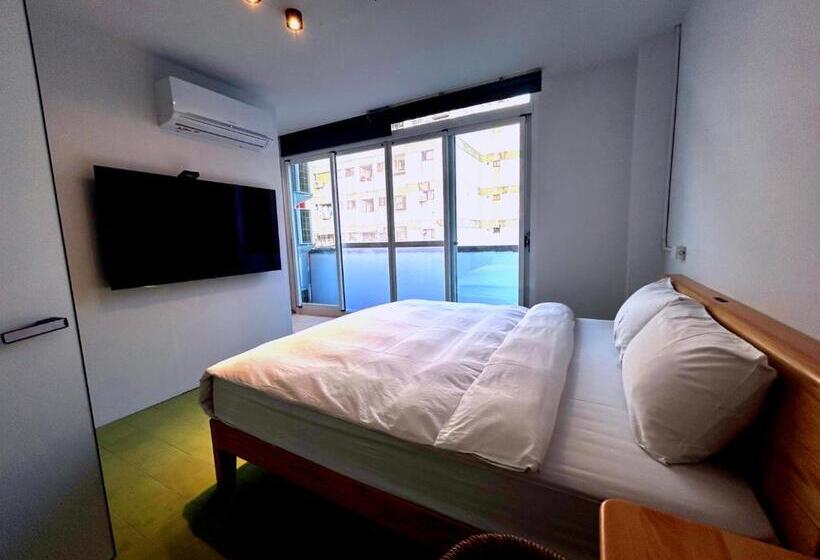 پانسیون 122 Western Building