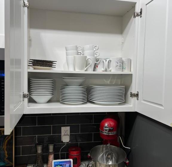 펜션 Adult Treehouse In Historic Old Town