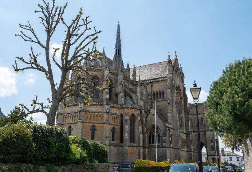 Пансион Arundel Comfort En Suite Twin Friends & Family