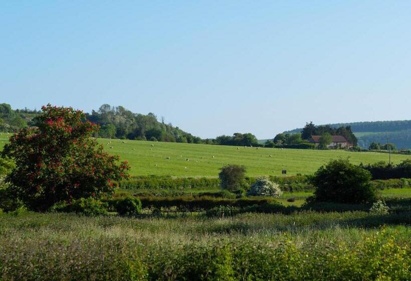 Пансион Arundel Comfort En Suite Twin Friends & Family