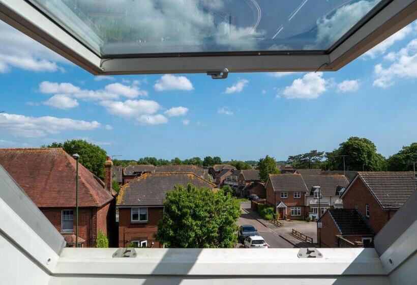 Пансион Arundel Comfort En Suite Twin Friends & Family