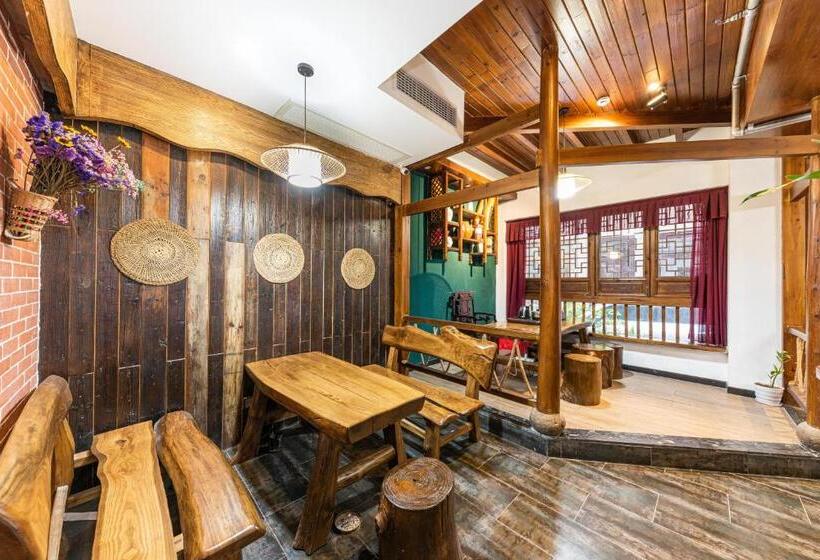 펜션 Bo Meng Ju Zhangjiajie