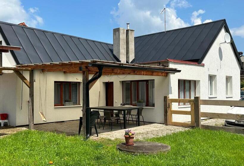 پانسیون Guesthouse Trnčín