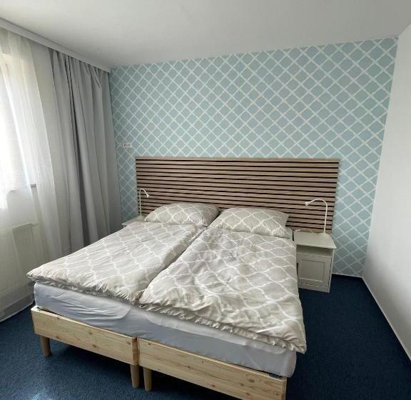 بنسيون Marina Vltava