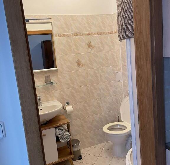 膳宿费 Marina Vltava