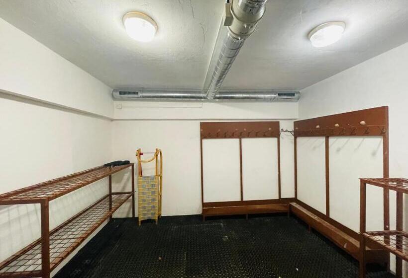 پانسیون Penzion Level