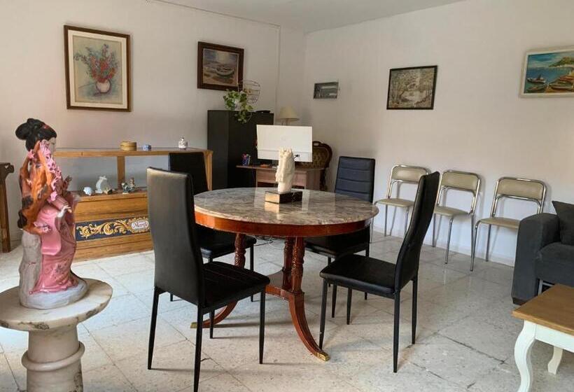 Pensión Valdeverdeja   Entorno Rural Y Natural   Castilla La Mancha