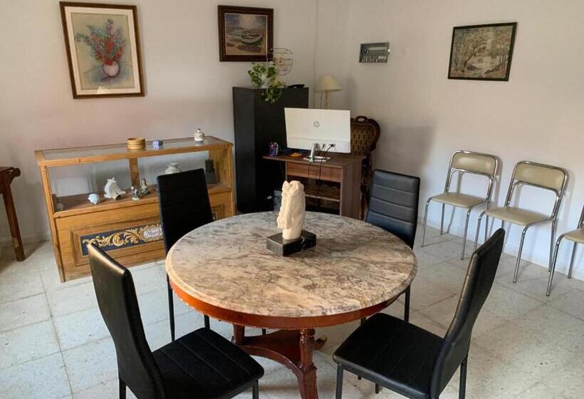 Pensión Valdeverdeja   Entorno Rural Y Natural   Castilla La Mancha