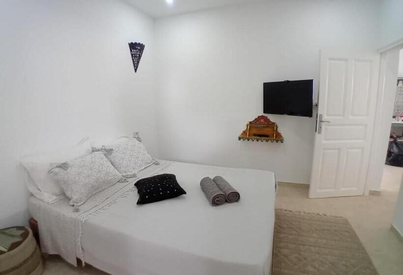 پانسیون Villa Paco Djerba 2 Suites Avec Piscine à Débordement