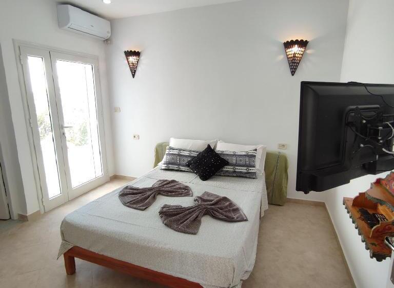 پانسیون Villa Paco Djerba 2 Suites Avec Piscine à Débordement