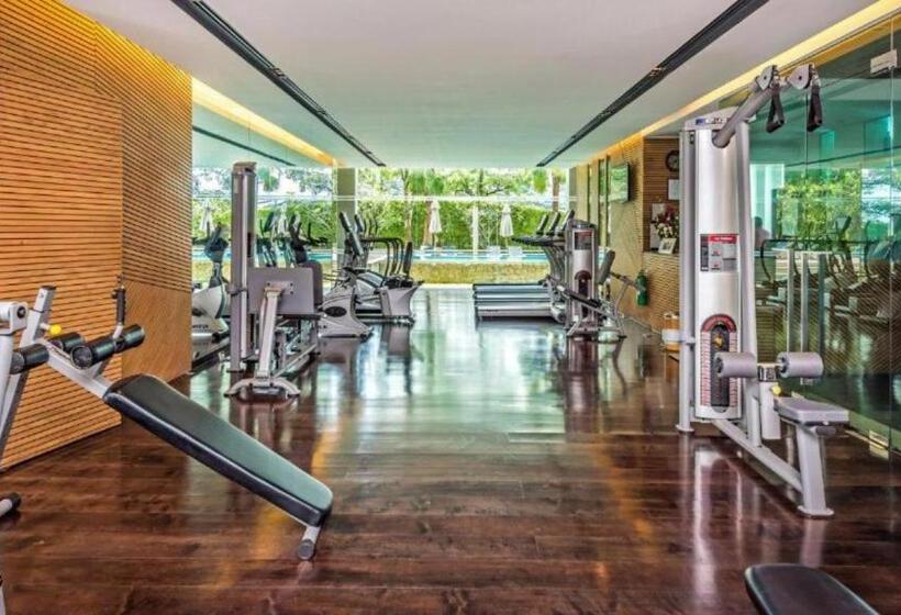 리조트 Club Wyndham Sea Pearl Phuket