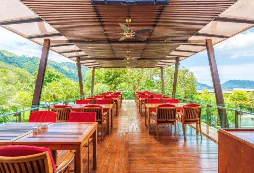 리조트 Club Wyndham Sea Pearl Phuket