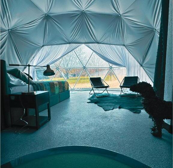 منتجع Daydreamer Domes