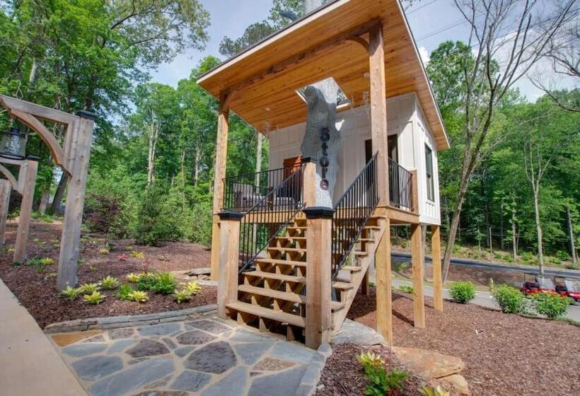 אתר נופש Fishing Lure Luxury Glamping Tent Fishing Theme