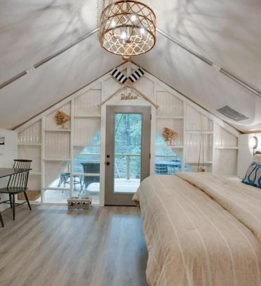 אתר נופש Fishing Lure Luxury Glamping Tent Fishing Theme