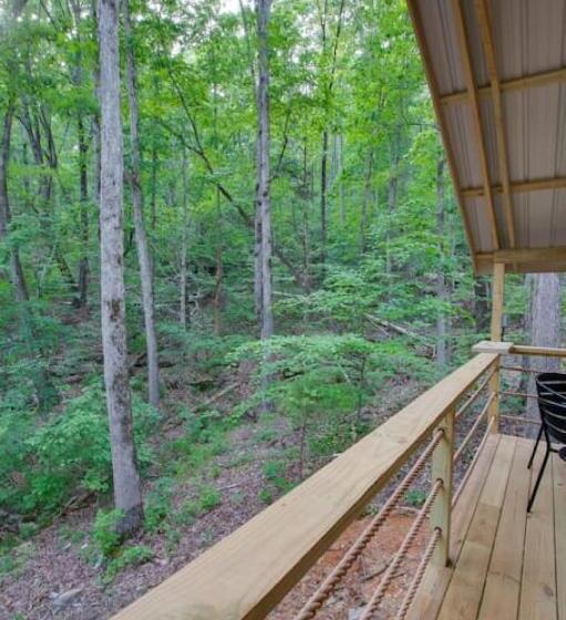 אתר נופש Game Room Luxury Glamping Tent Arcade Theme