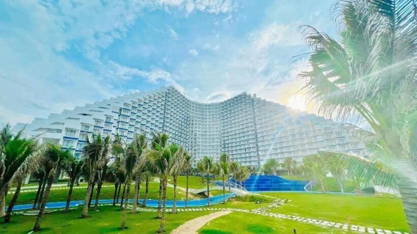 Seaview Cam Ranh Nha Trang Near Airporrt