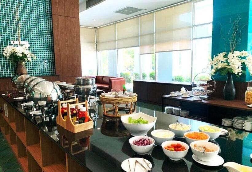 Valaya Hotel Pathumthani