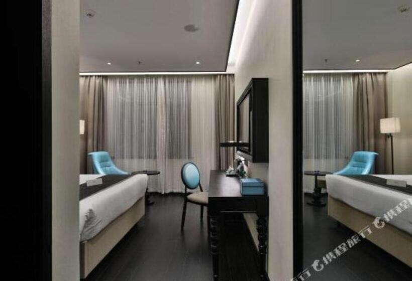 Xana Hotelle Nanchang Honggutan