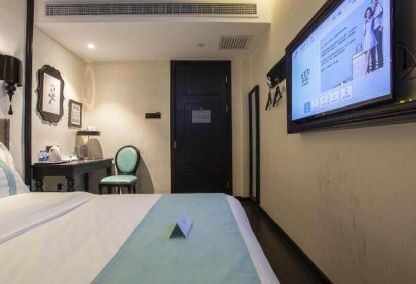 Xana Hotelle Shihezi Junken Museum Branch