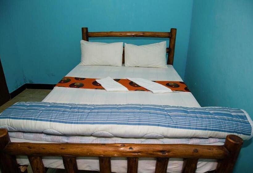 مبيت وإفطار Travellers Home