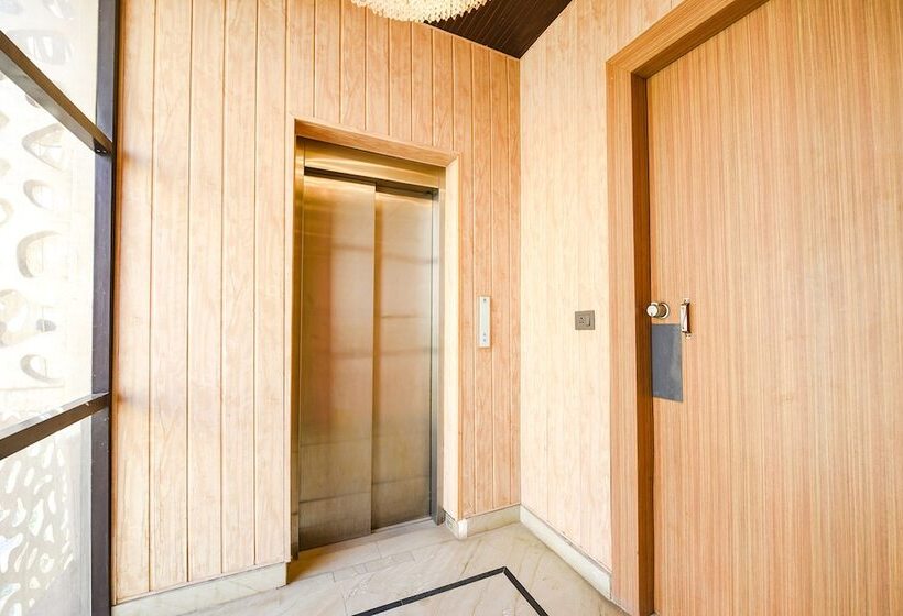 Fabhotel Capital Inn