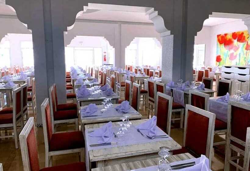 Отель Best Beach  Family Only