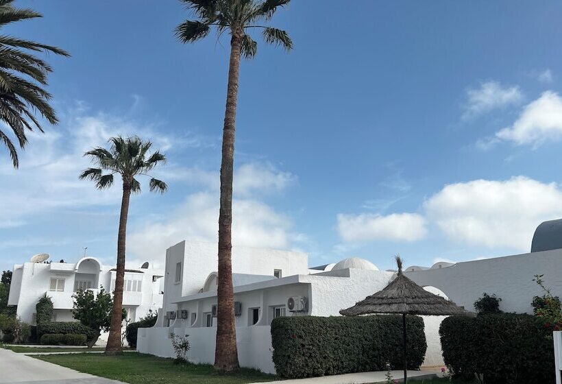 Отель Best Beach  Family Only