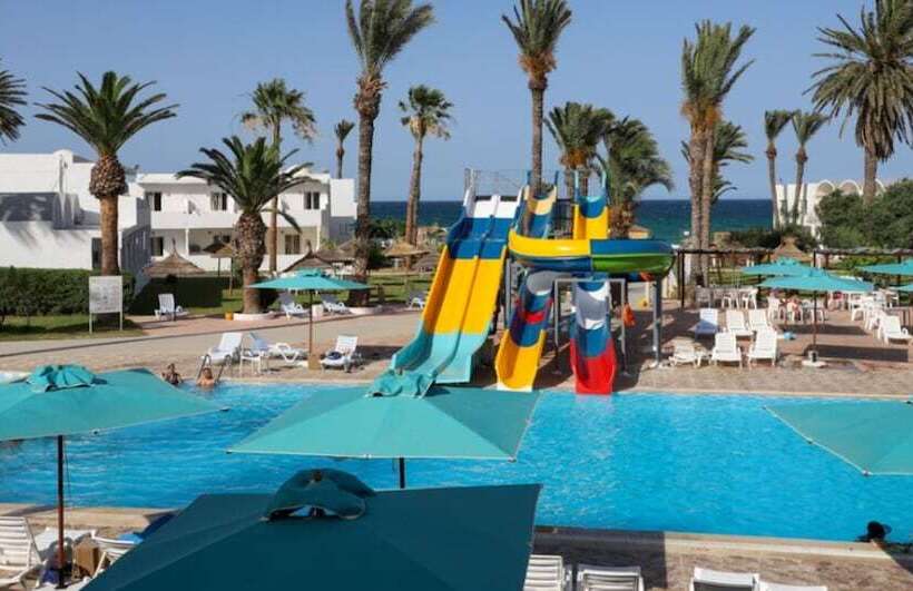 Отель Best Beach  Family Only