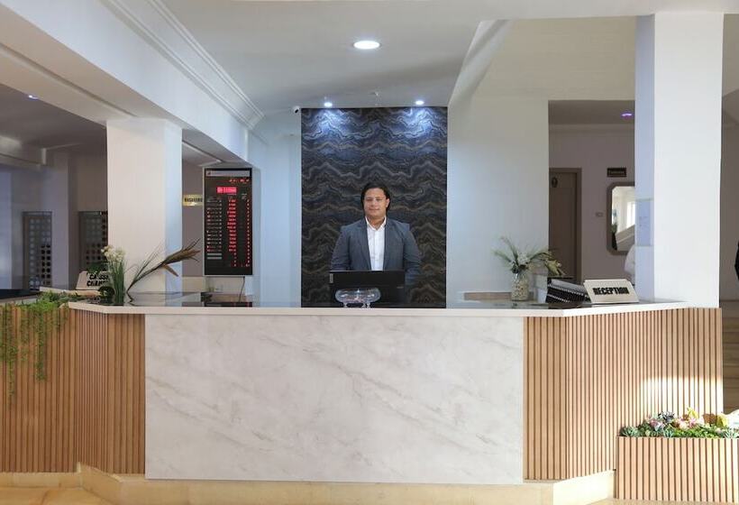 Отель Best Beach  Family Only