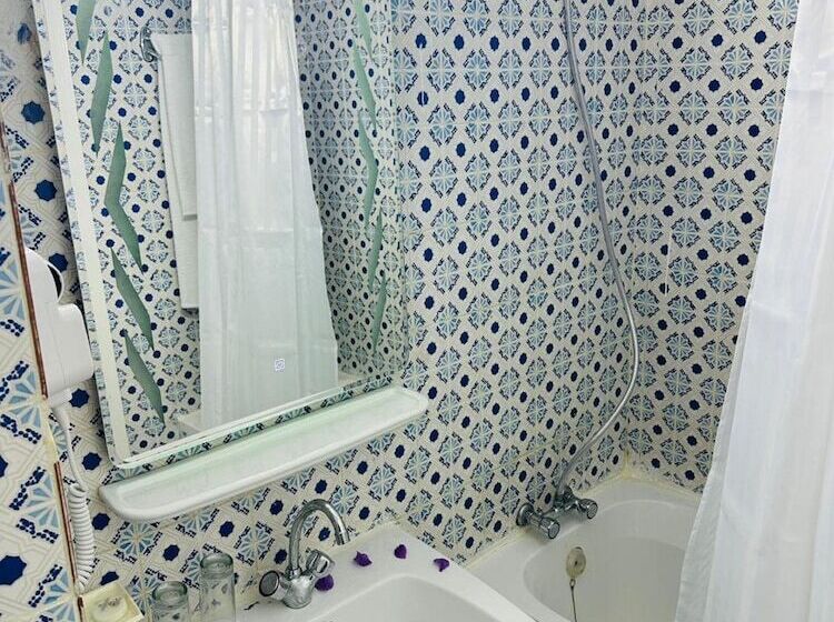 Отель Best Beach  Family Only