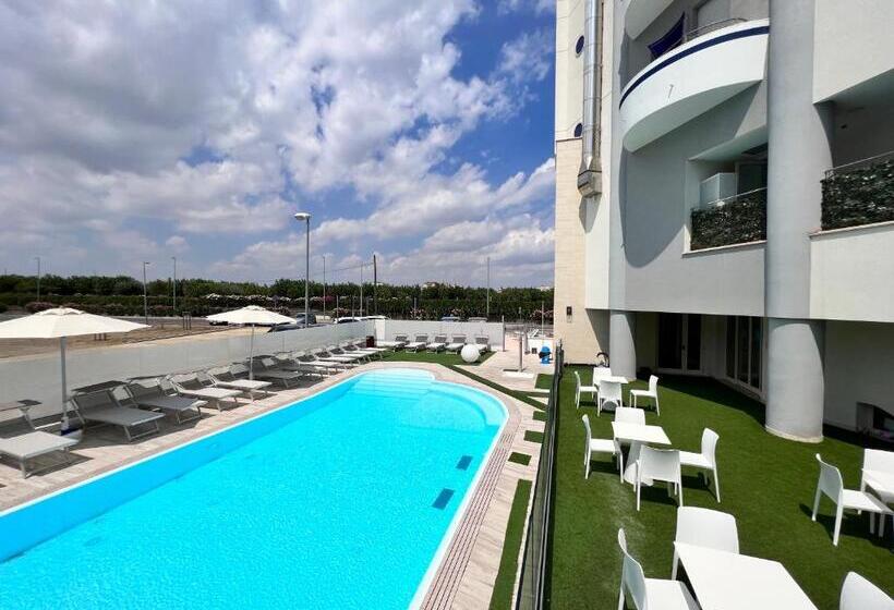 Отель Blue Paradise