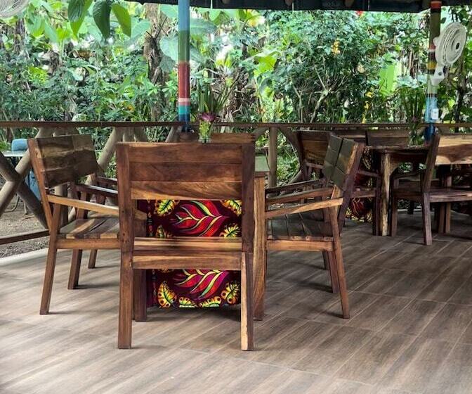 בית מלון כפרי Meraki Nuqui