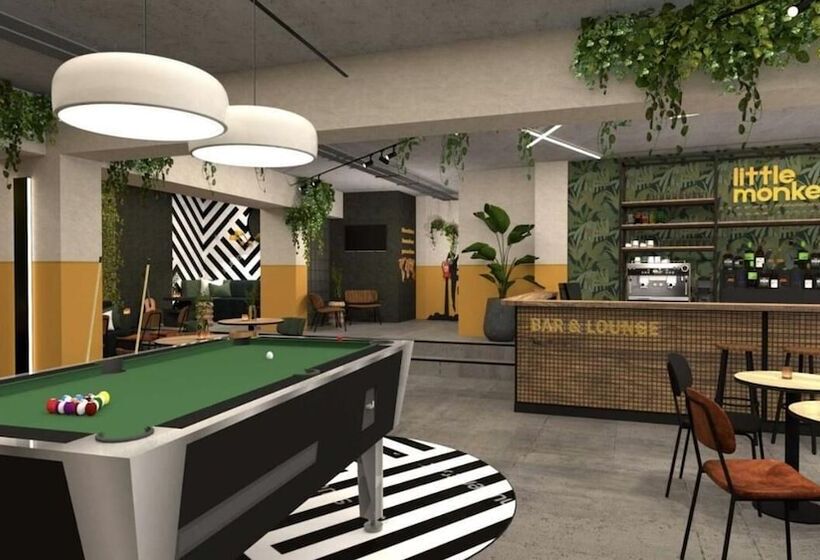 Little Monkey Hostel Private Pods