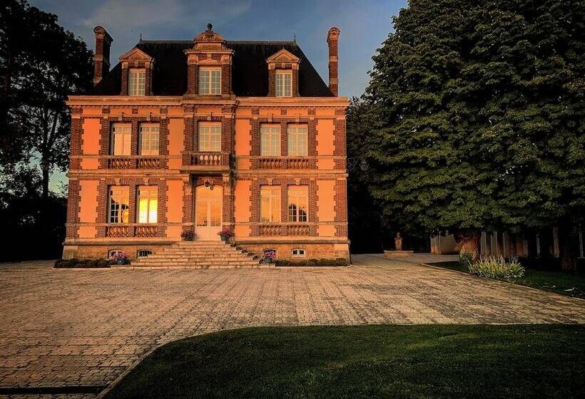 פנסיון Château De Ligny