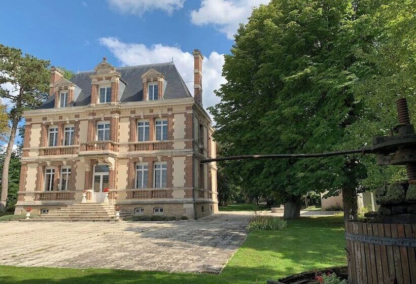 פנסיון Château De Ligny