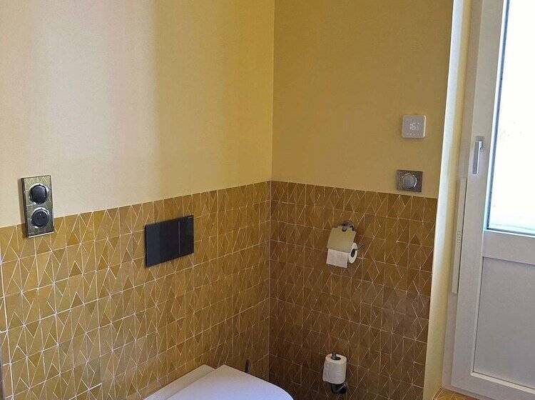 פנסיון Château De Ligny