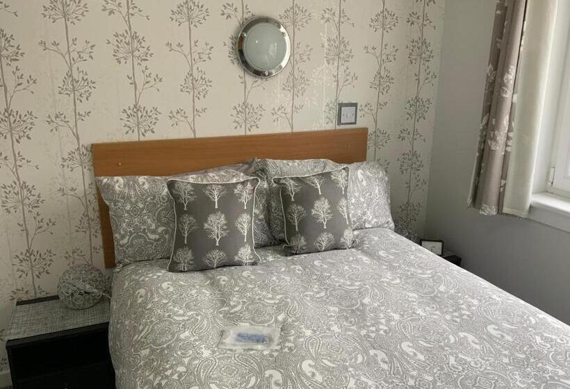 פנסיון Newhaven Guest House