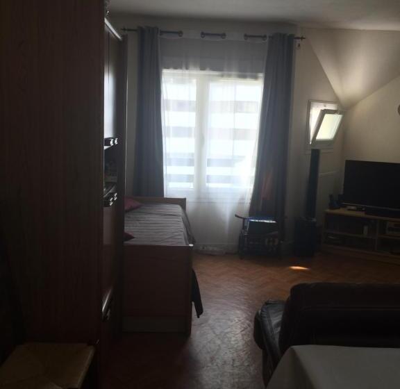 住宿加早餐  Coucher Creteil