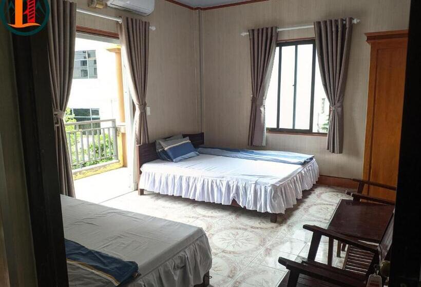 هتل Khách Sạn Hoàng Long