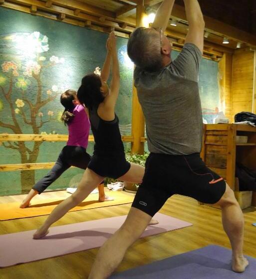 مبيت وإفطار Courtyard Shangri La 藏舍小院