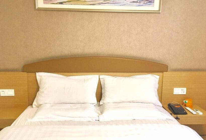 Отель 7days Inn Chengdu Wuda Garden