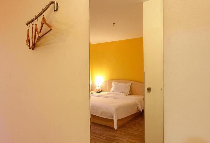 호텔 7days Inn Guangzhou Shijing Jinbi Xincheng