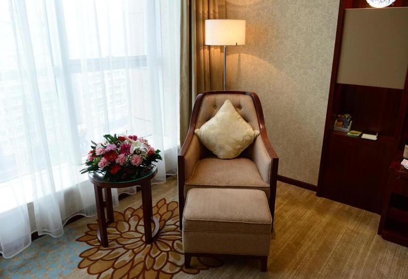 Otel New Century  Yiwu Rixin