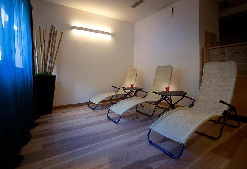 Отель Baia Verde