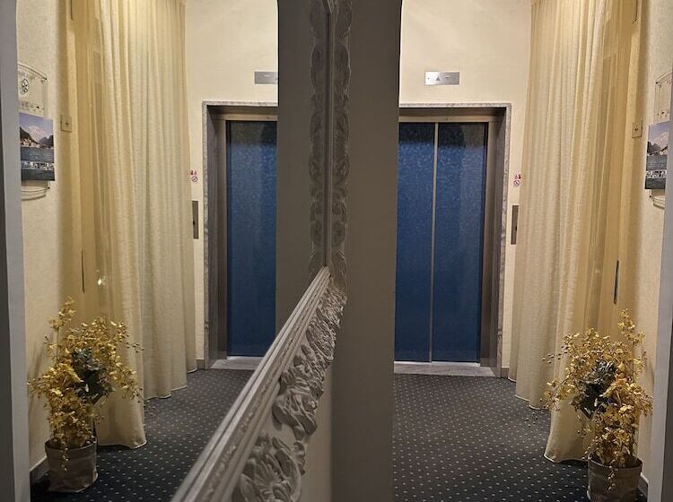 酒店 Bike Garnì Villa Maria Torbole