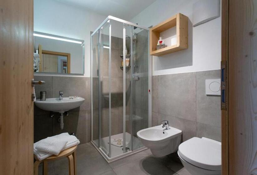 בית מלון כפרי Ciasa Alpina Relax